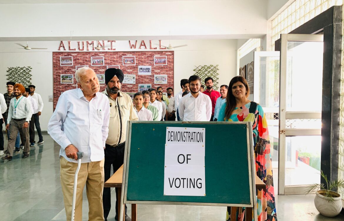 Special demonstration organized on voting machine